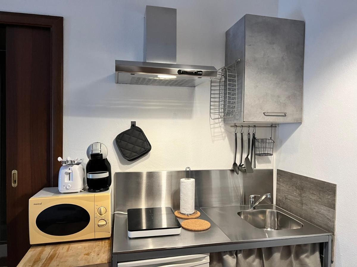 Studio Apartments Centro Storico Via Manno Cagliari Eksteriør bilde