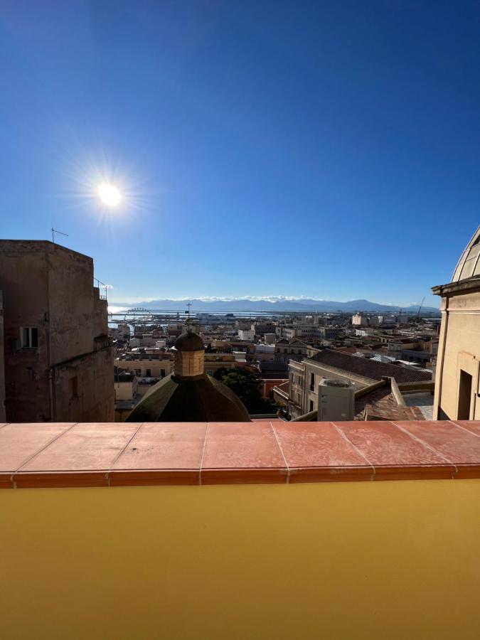 Studio Apartments Centro Storico Via Manno Cagliari Eksteriør bilde