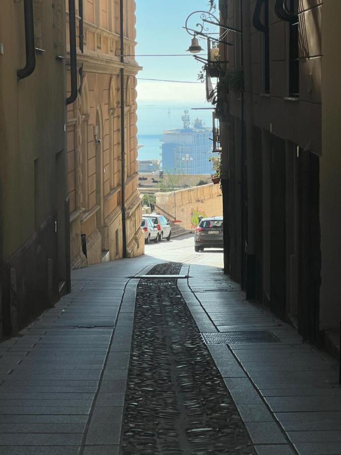 Studio Apartments Centro Storico Via Manno Cagliari Eksteriør bilde
