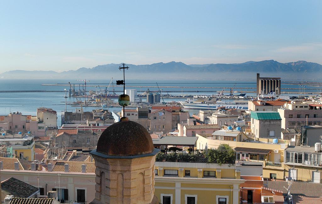 Studio Apartments Centro Storico Via Manno Cagliari Eksteriør bilde