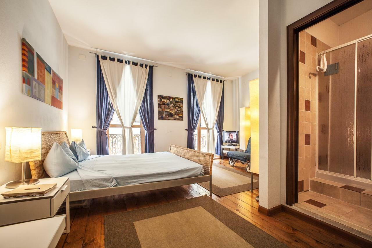 Studio Apartments Centro Storico Via Manno Cagliari Eksteriør bilde